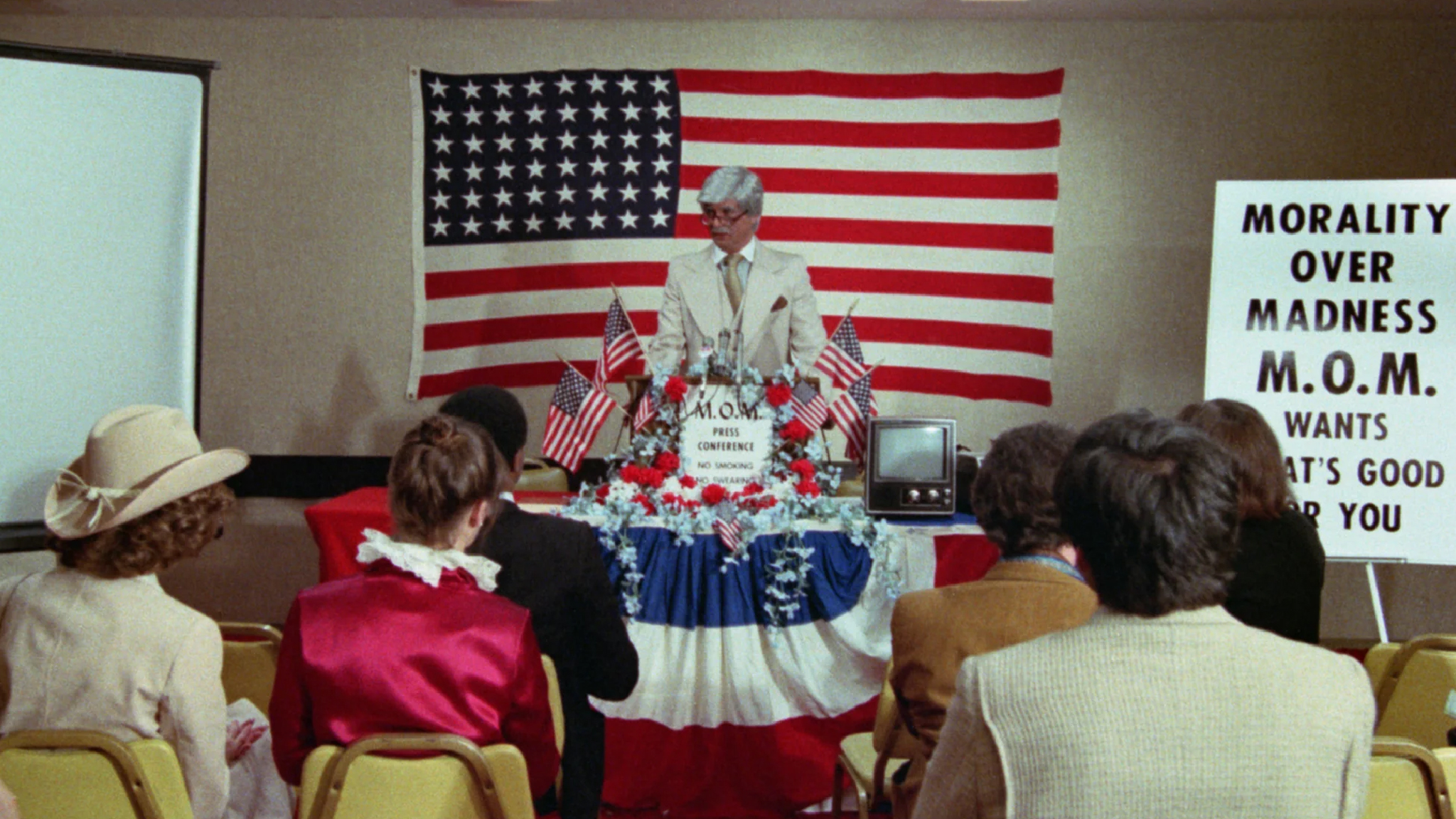 Centerspread Girls still 3