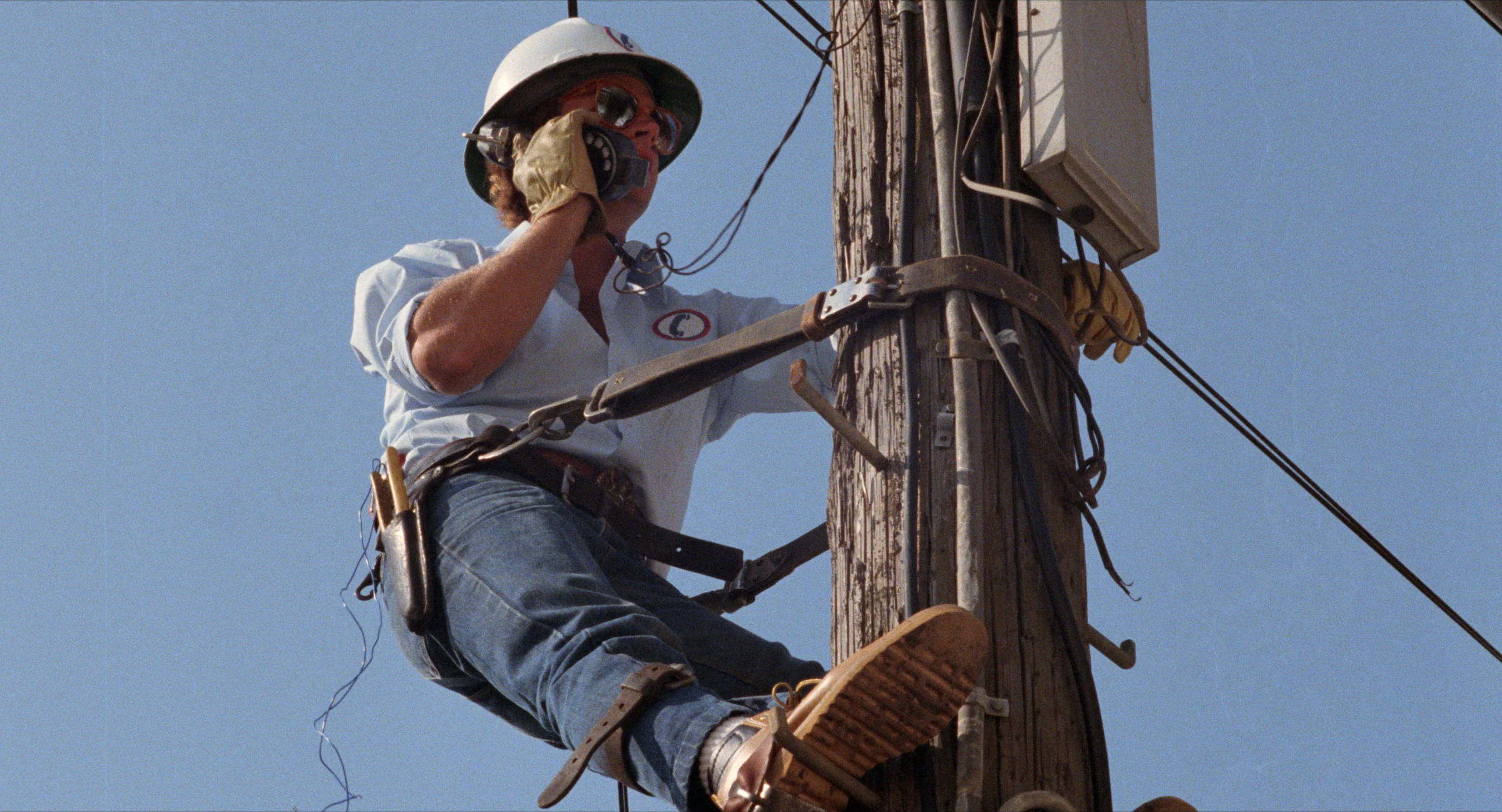 The Young Like It Hot still 5